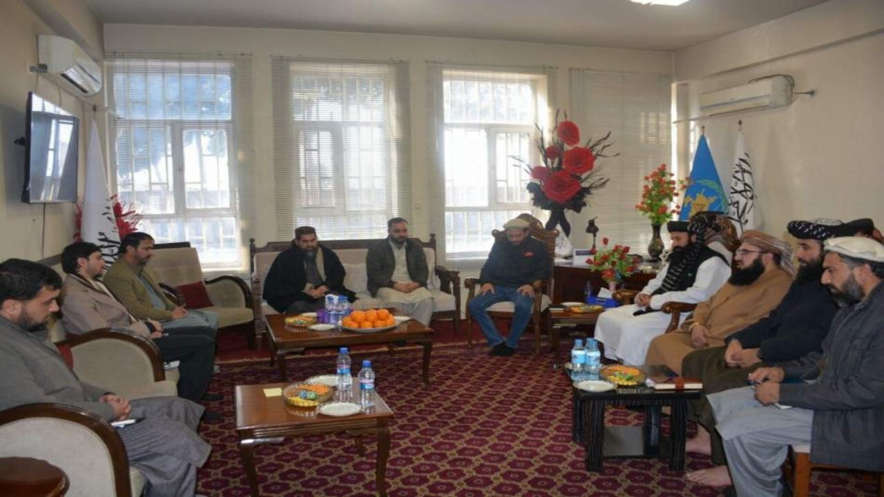 کمک‌های بشردوستانه در هماهنگی با وزارت امور مهاجرین باشد