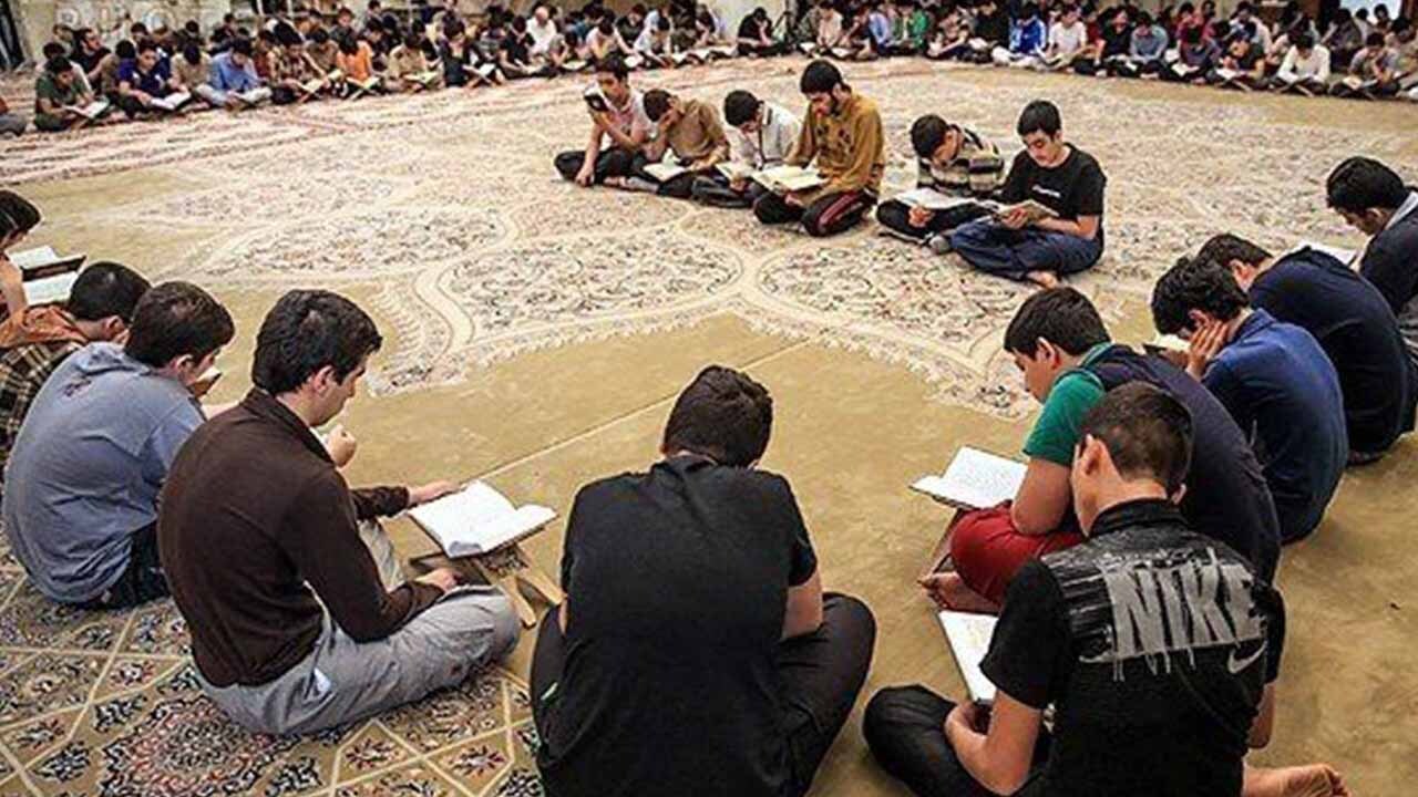 اصفهان میزبان بزرگترین اعتکاف دانش آموزی کشور