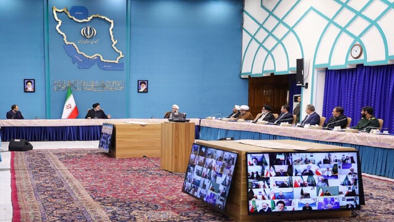 در قضایای اخیر تحلیل رهبر انقلاب در خنثی‌سازی توطئه دشمن موثر بود