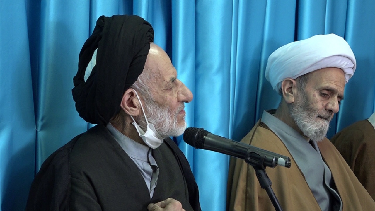 امام خمینی (ره) برای خدا اقدام کرد