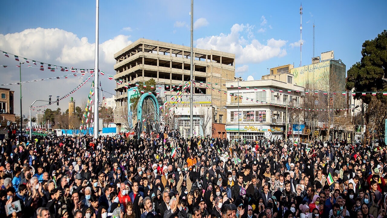 استقبال اتباع افغانستانی از رئیس جمهور ایران در شهرستان ری+ فیلم