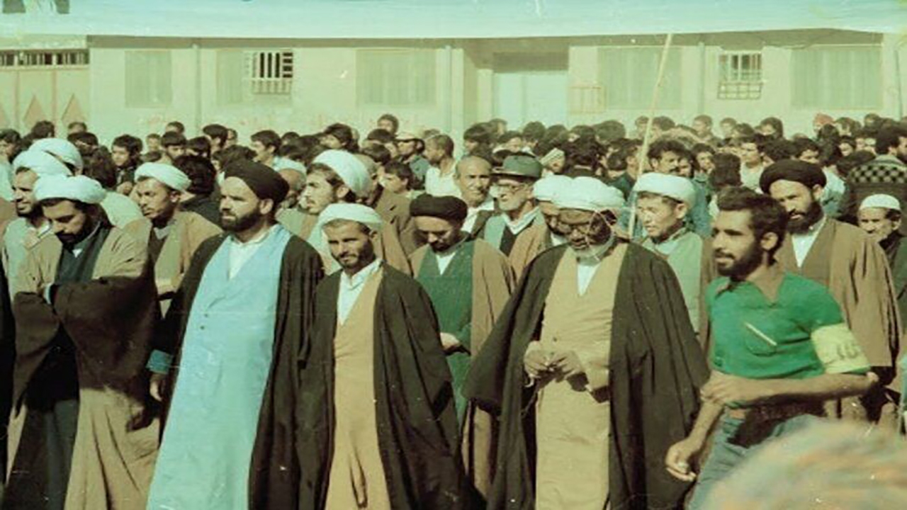 مبارزان انقلاب اسلامی در هرمزگان+ فیلم