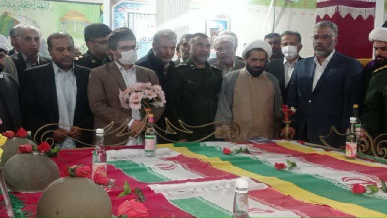 تجدید میثاق مسئولین و شهروندان سراوانی با شهدا