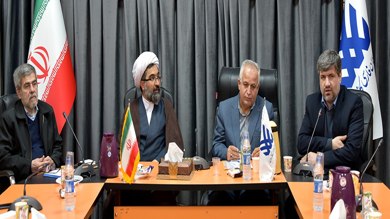 بنیاد حامیان دانشگاه سلمان فارسی کازرون، آغاز به کار کرد