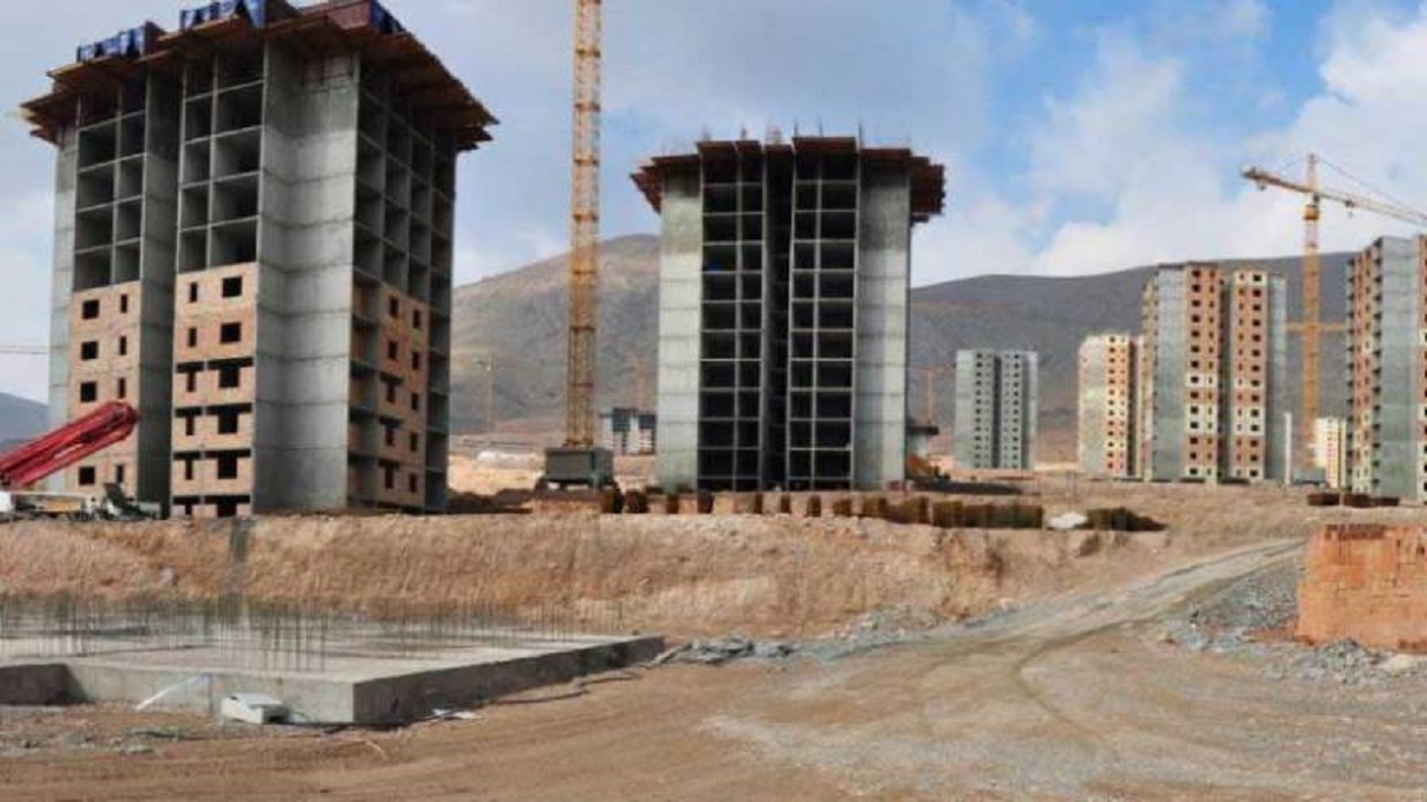 بخش عمده ساخت و عرضه مسکن بر دوش اداره کل راه و شهر سازی است