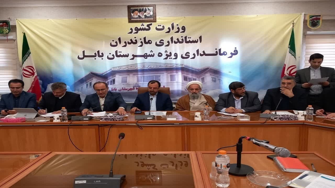 کشور در حال خروج از بن بست اقتصادی است/ علت کاهش پرداخت تسهیلات