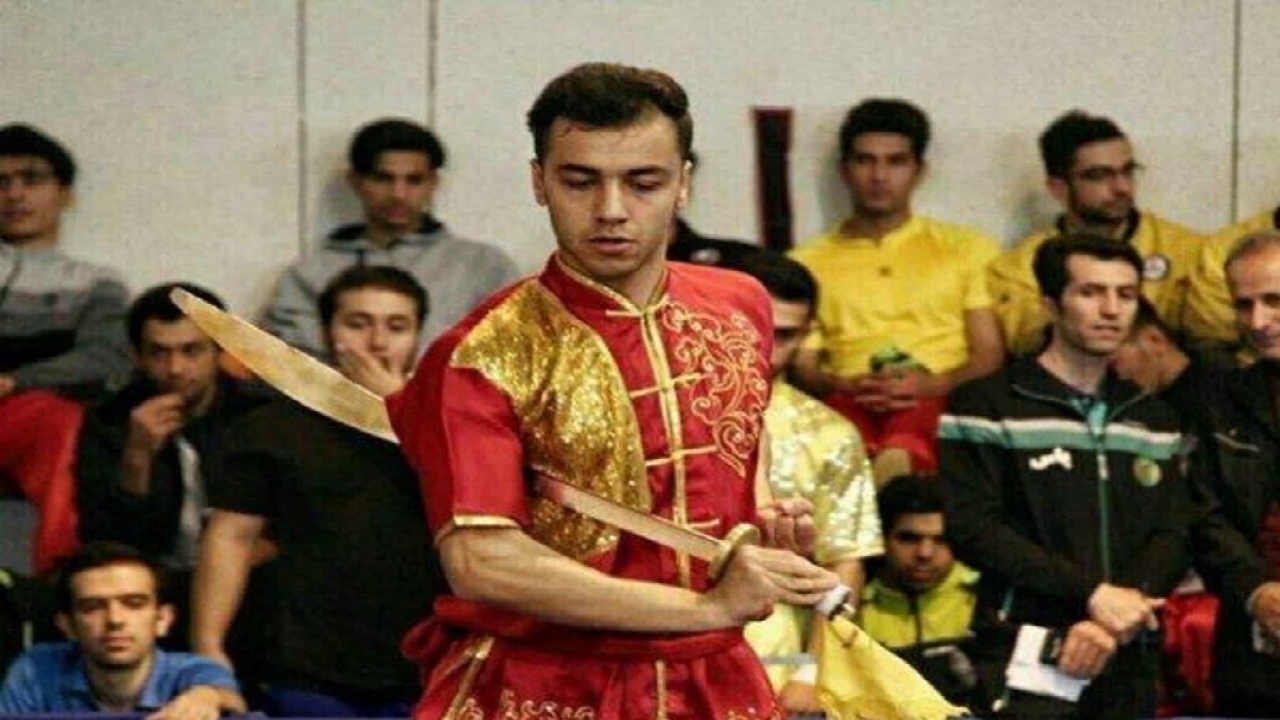 مدال طلا رقابت‌های ووشو قهرمانی بر گردن ورزشکار کردستانی