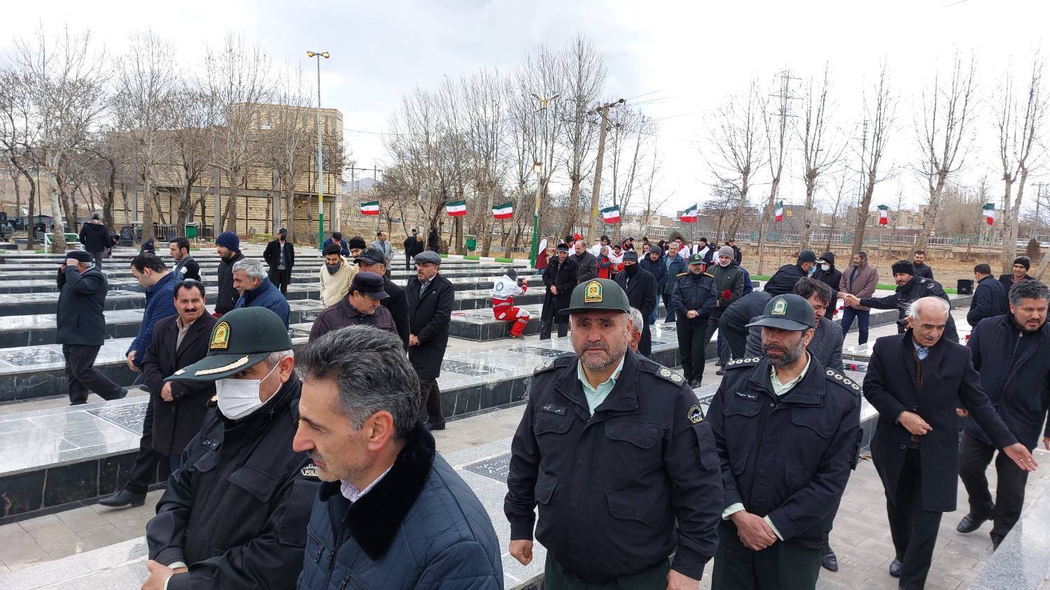 غبارروبی مزار شهدا