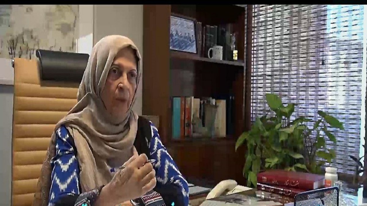 نظر دکتر منصوره اتحادیه در مورد نقش اجتماعی زنان در دوره پهلوی + فیلم