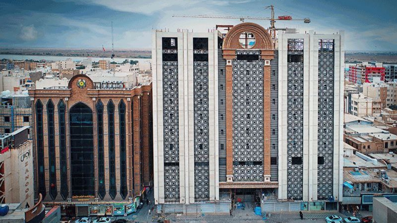 پایان آواربرداری از متروپل آبادان