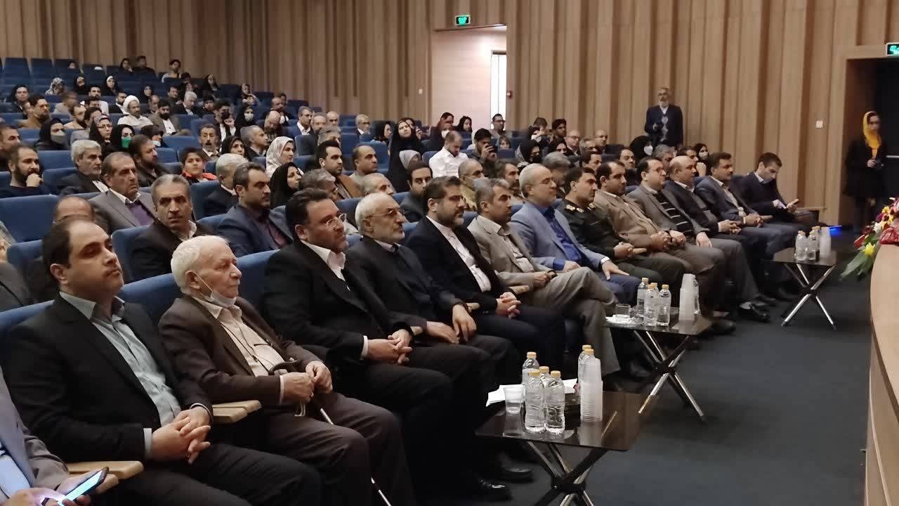 تالار مرکزی کرمان نظیری ندارد
