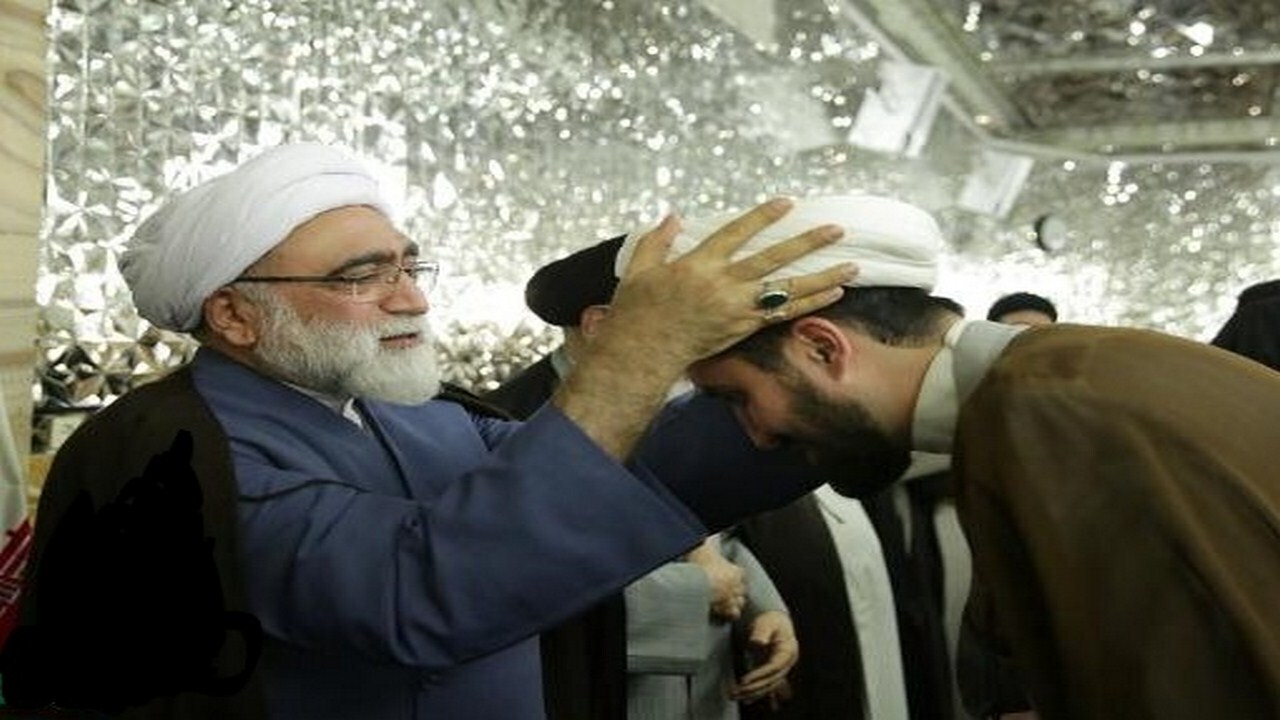 ۳۵۰ طلبه حوزه علمیه در مشهد عمامه‌پوش شدند
