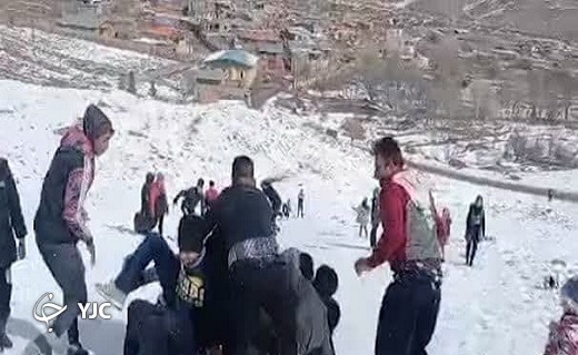 جشنواره زمستانی در بخش قاهان برگزار شد جشنواره زمستانی در بخش قاهان برگزار شد