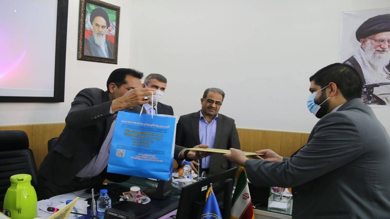 قضات و وکلای نیکوکار کرمان تجلیل شدند