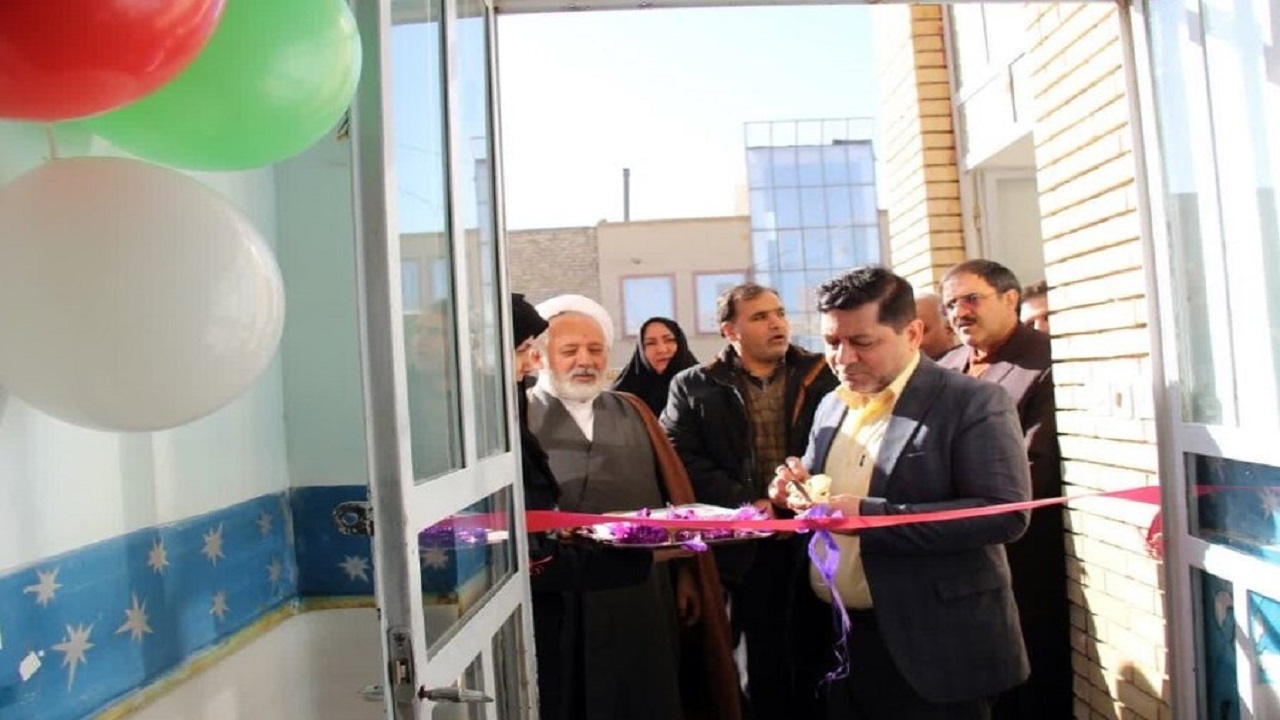 کارگاه زیلوبافی زنان سرپرست خانوار در میبد افتتاح شد