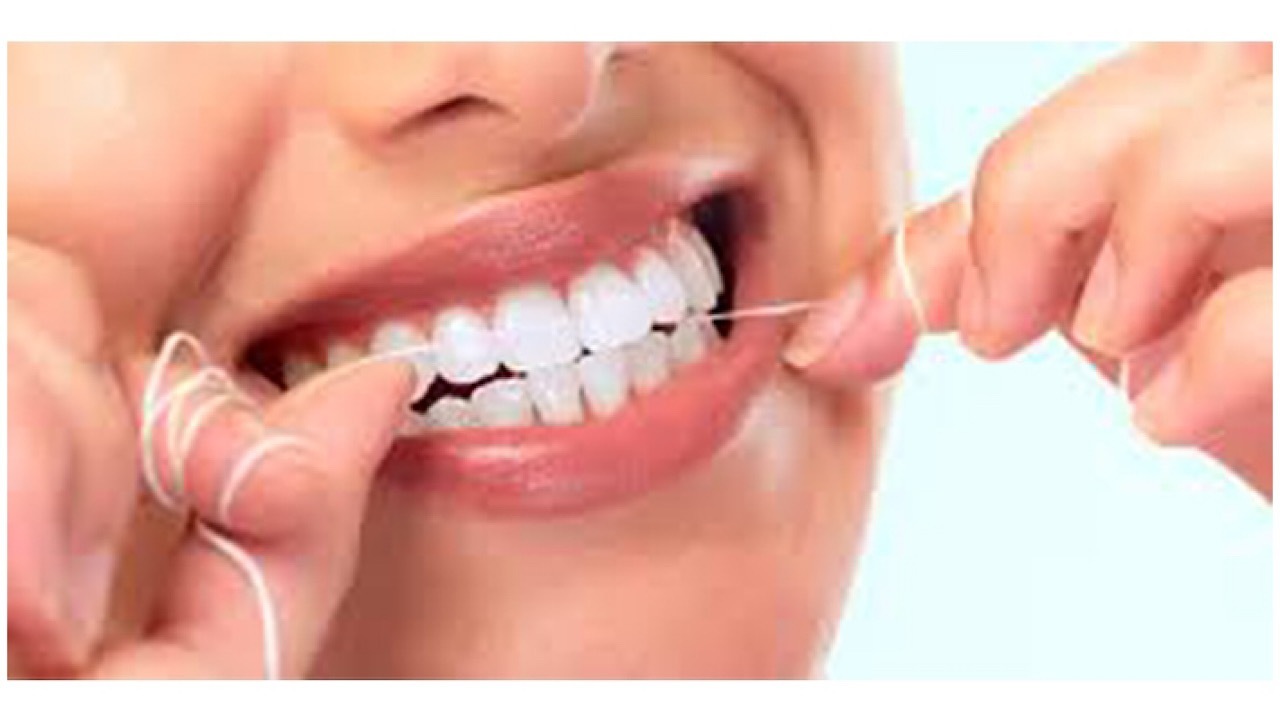تاثیرات نخ دندان بر سلامت مغز