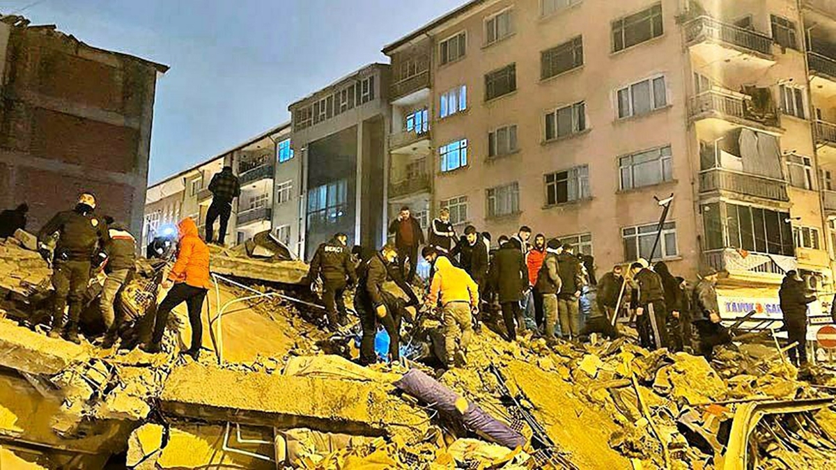 کمک‌های بشردوستانه ایران به دمشق رسید + فیلم