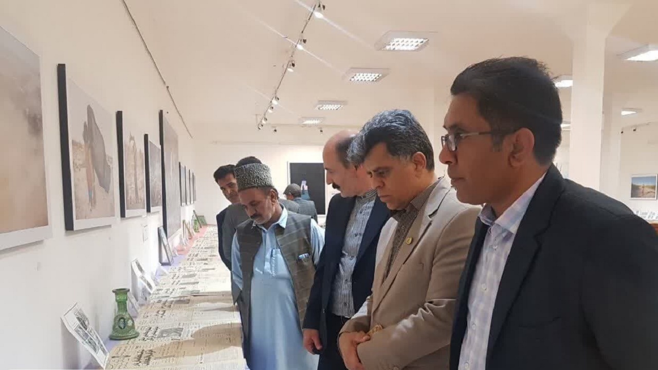 نمایشگاه مطبوعات دوران انقلاب با عنوان "خطچراغ" در زابل گشایش یافت