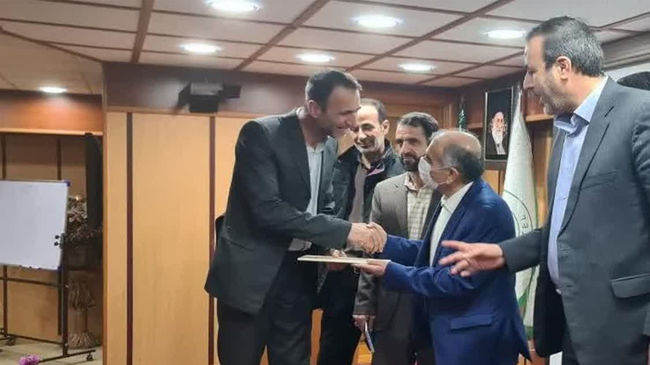 مقام برتر بسیج مهندسین عمران و معماری در کشور به سپاه کازرون رسید