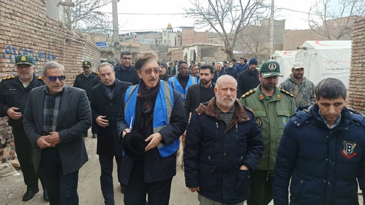 بازدید رئیس دفتر امور سازمان ملل از مناطق زلزله زده خوی