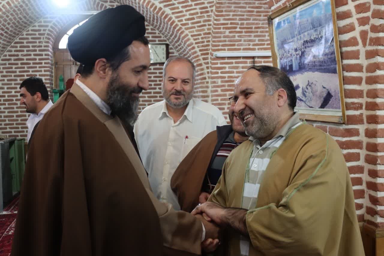 گوشه&zwnj;هایی از برگزاری مراسم اعتکاف/ از کودک ۳ ماهه تا پیرمرد ۸۱ ساله