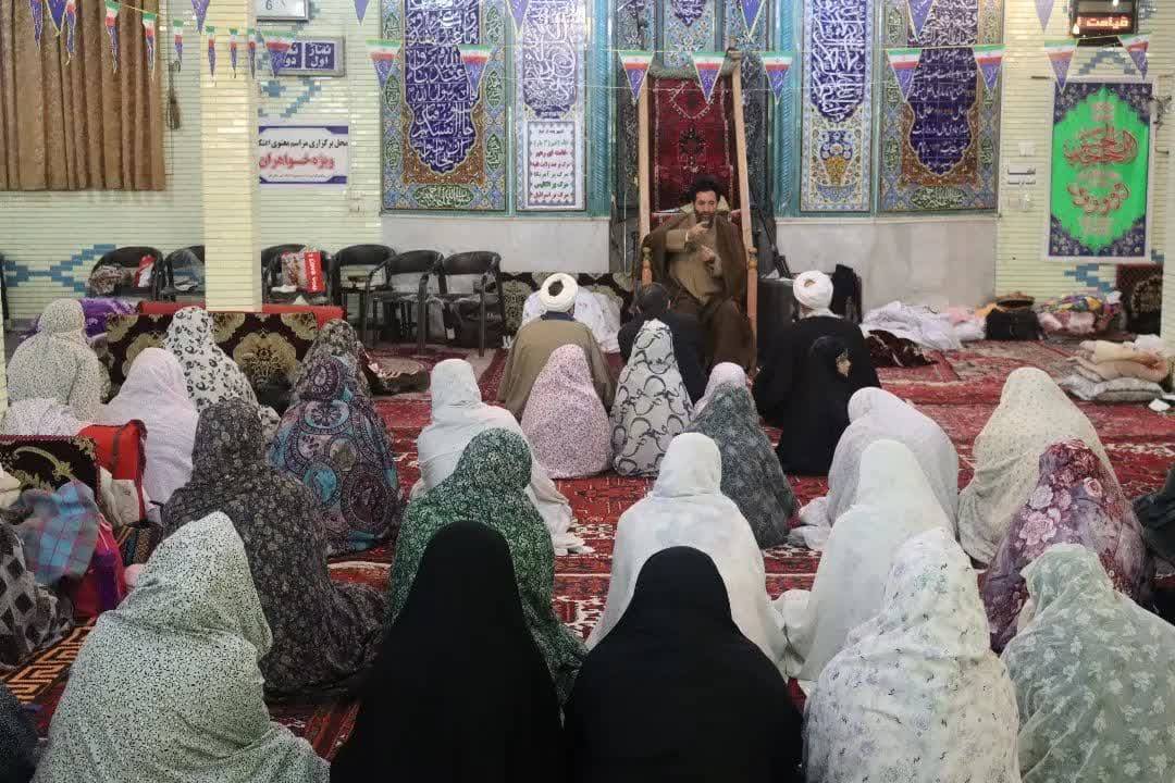 گوشه&zwnj;هایی از برگزاری مراسم اعتکاف/ از کودک ۳ ماهه تا پیرمرد ۸۱ ساله