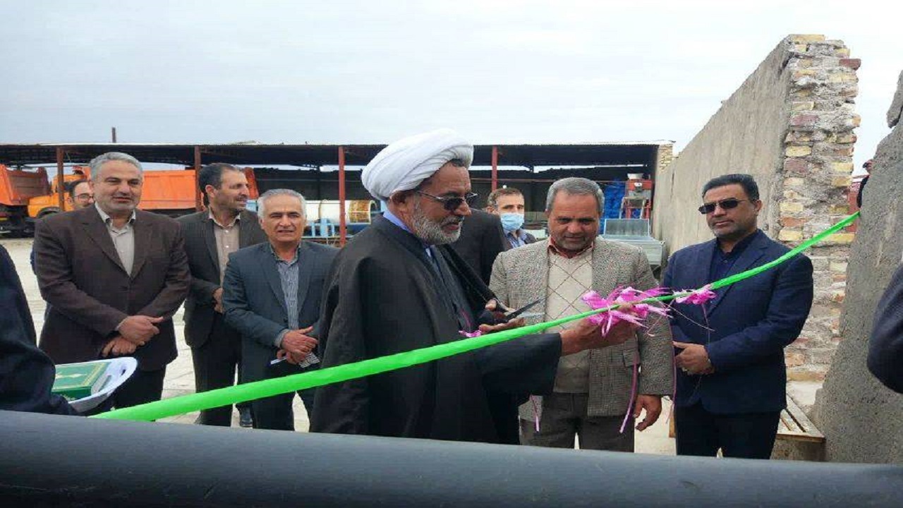 افتتاح طرح آبیاری تحت فشار قطره‌ای زیر سطحی در سیرجان
