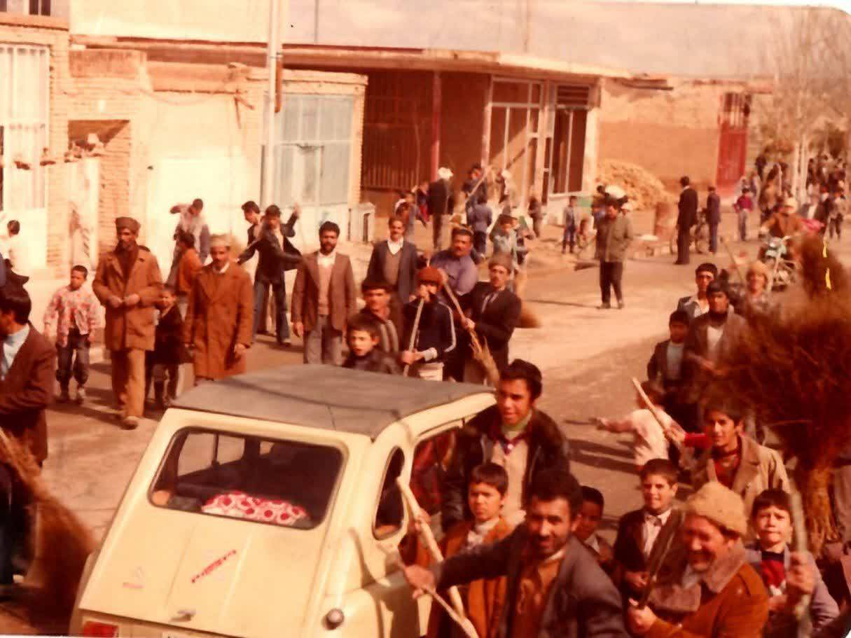 روزهای شیرین انقلاب