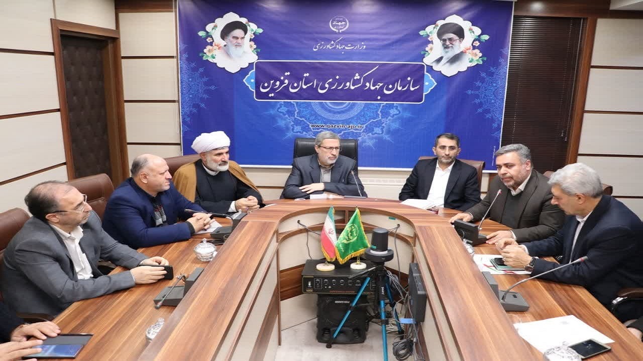 توسعه گلخانه‌ها در استان قزوین با مدیریت منابع آبی محقق می‌شود