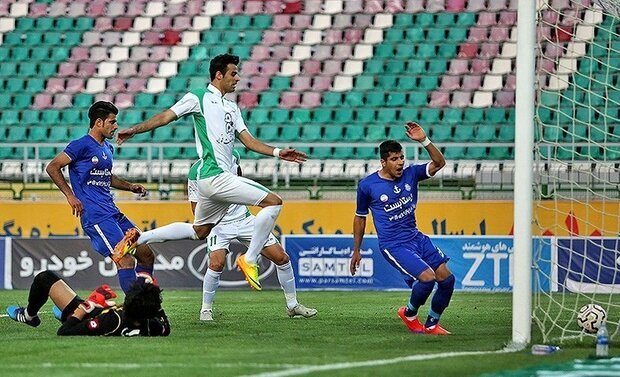 صنعت نفت آبادان- پرسپولیس؛ گل محمدی با امیدها به دنبال بازپس گیری صدر/ گل گهر- مس؛ دربی کرمان در سیرجان