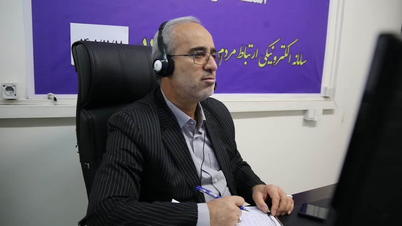 پاسخگویی تلفنی استاندار کرمان به مردم