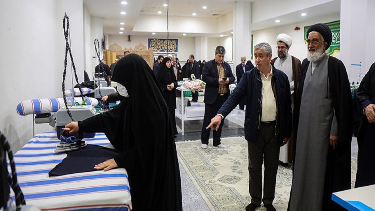 تلاش آستان مقدس قم برای کاهش قیمت محصولات حجاب و عفاف