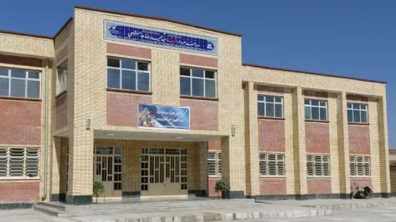 بهره‌برداری از مدرسه ۱۲ کلاسه خیر ساز در شهر زاهدان