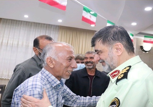 دیدار فرمانده فراجا با پیشکسوتان نیروی انتظامی