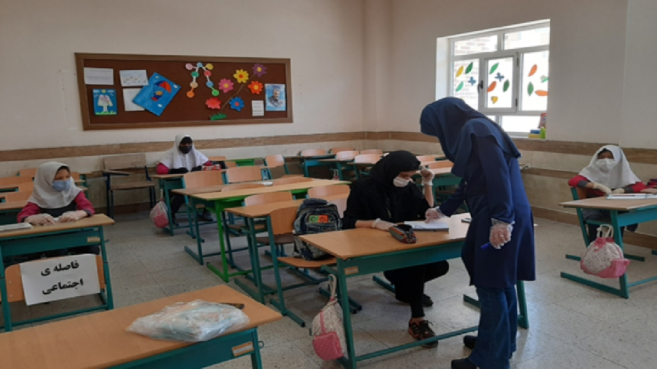 شناسایی دانش آموزان بازمانده از تحصیل/ فعالیت ۳۰۳ مدرسه در کشور تنها با یک محصل