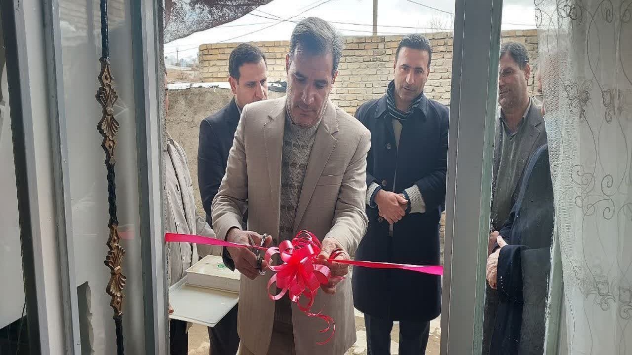 ۱۲ باب مسکن محرومان در نهاوند به بهره برداری رسید