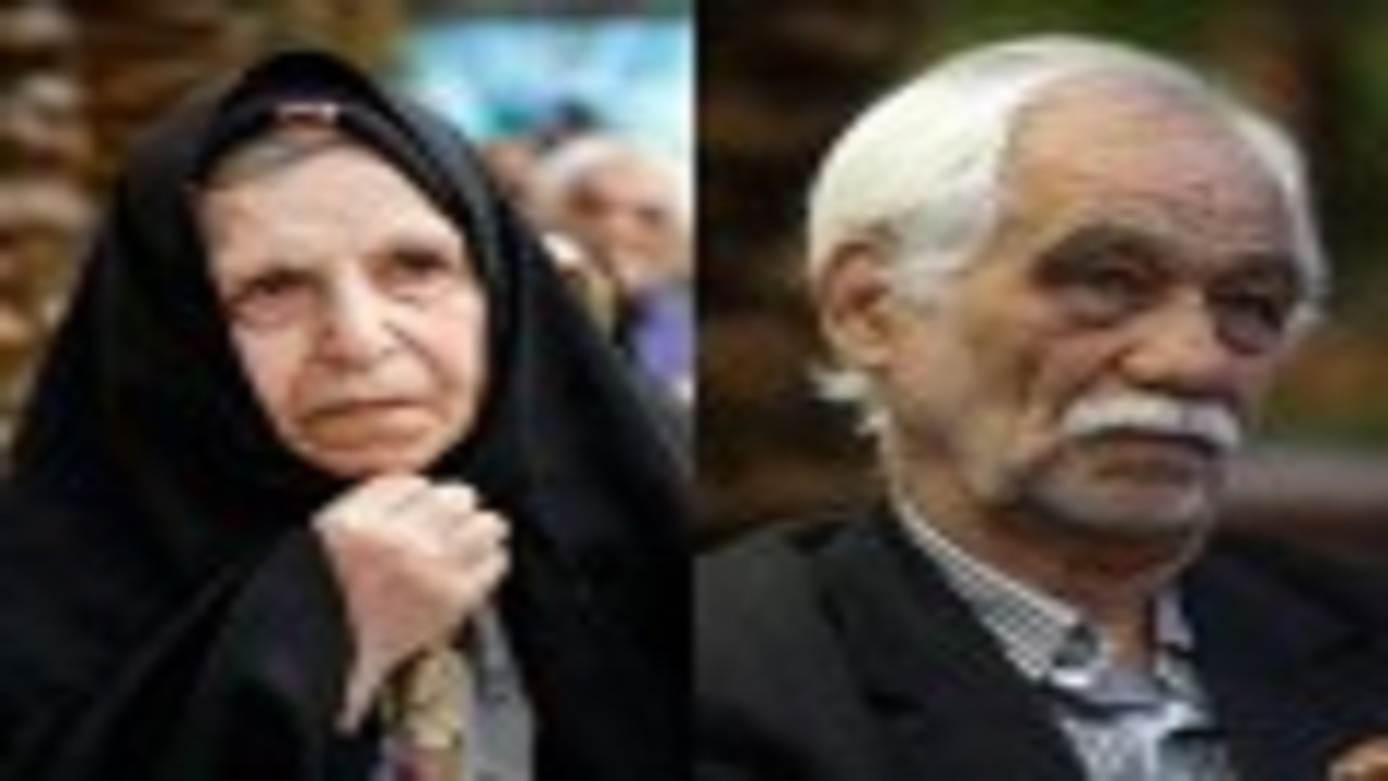 شعرخوانی شاعران مطرح کشور در اختتامیه شب‌های شعر انقلاب