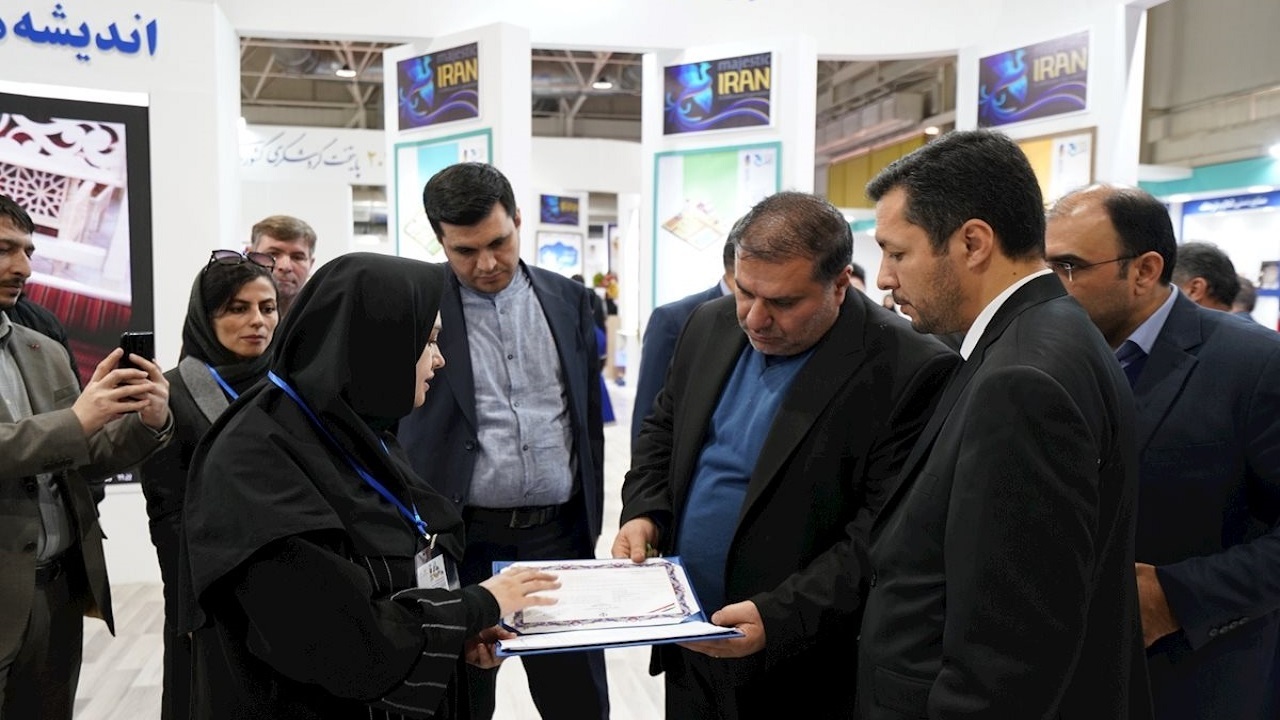استان اردبیل قطب گردشگری کشور است
