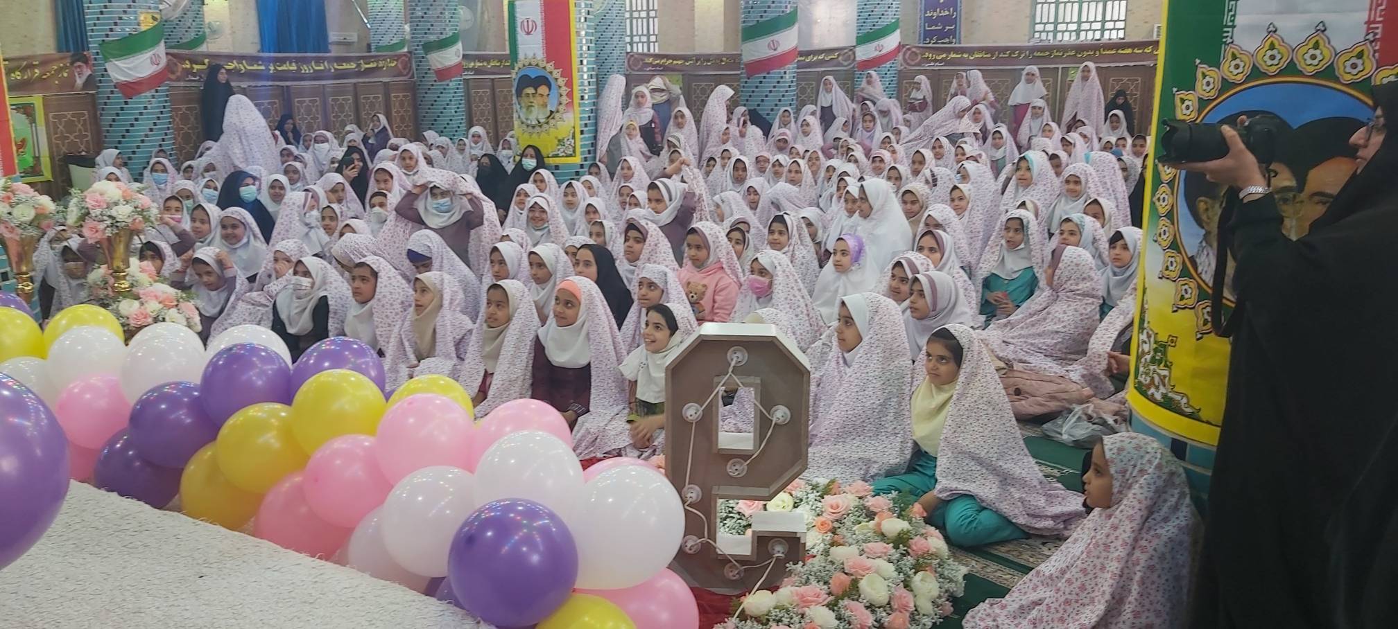 برگزاری جشن تکلیف دختران دانش آموز در انار