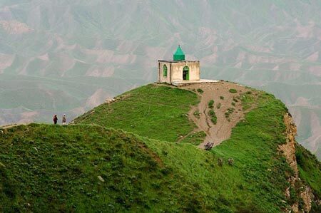 زیارتگاه خالد نبی گلستان