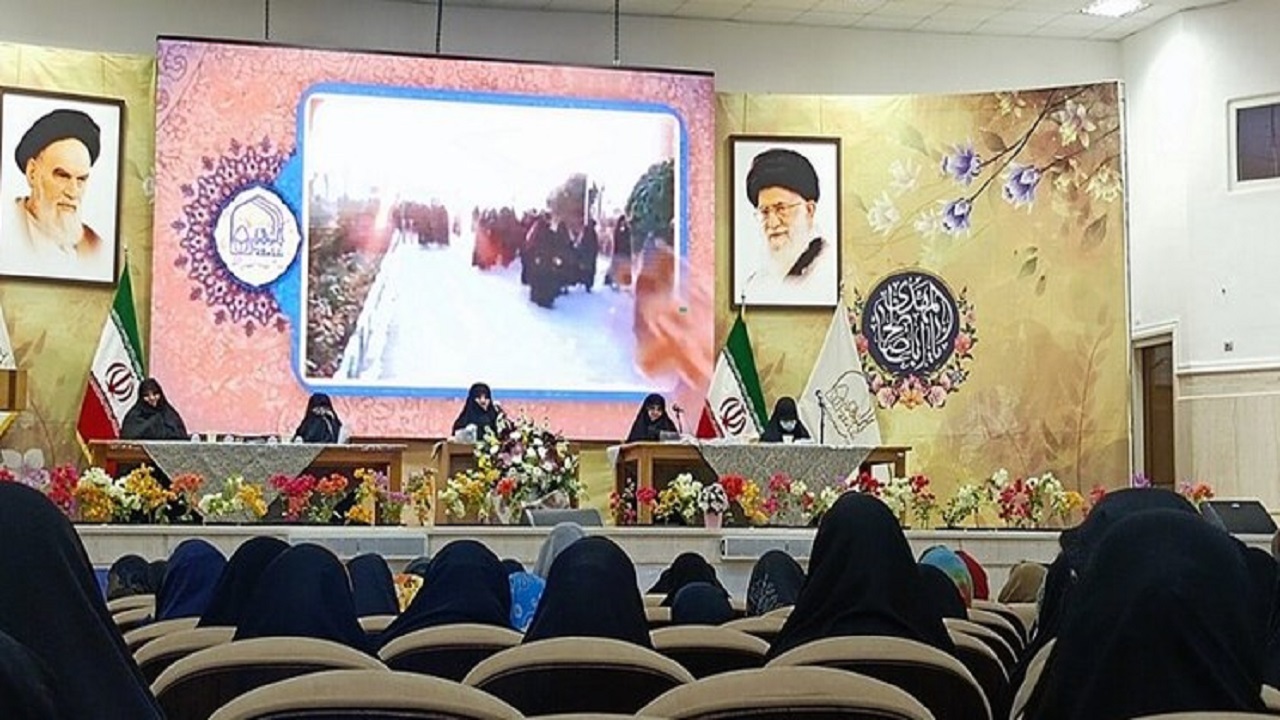 همایش بین المللی بانوان مؤثر جهان در جامعةالزهرا (س) برگزار شد