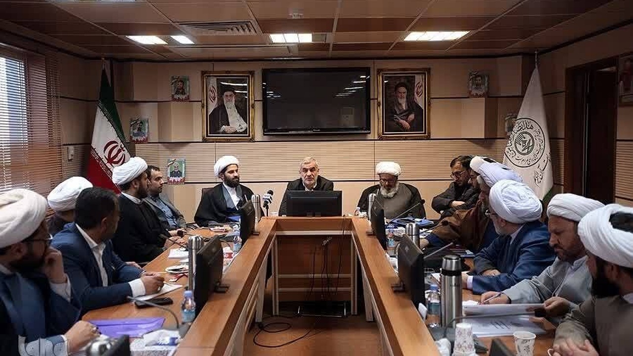 حافظان قرآن از سربازی معاف می شوند؟