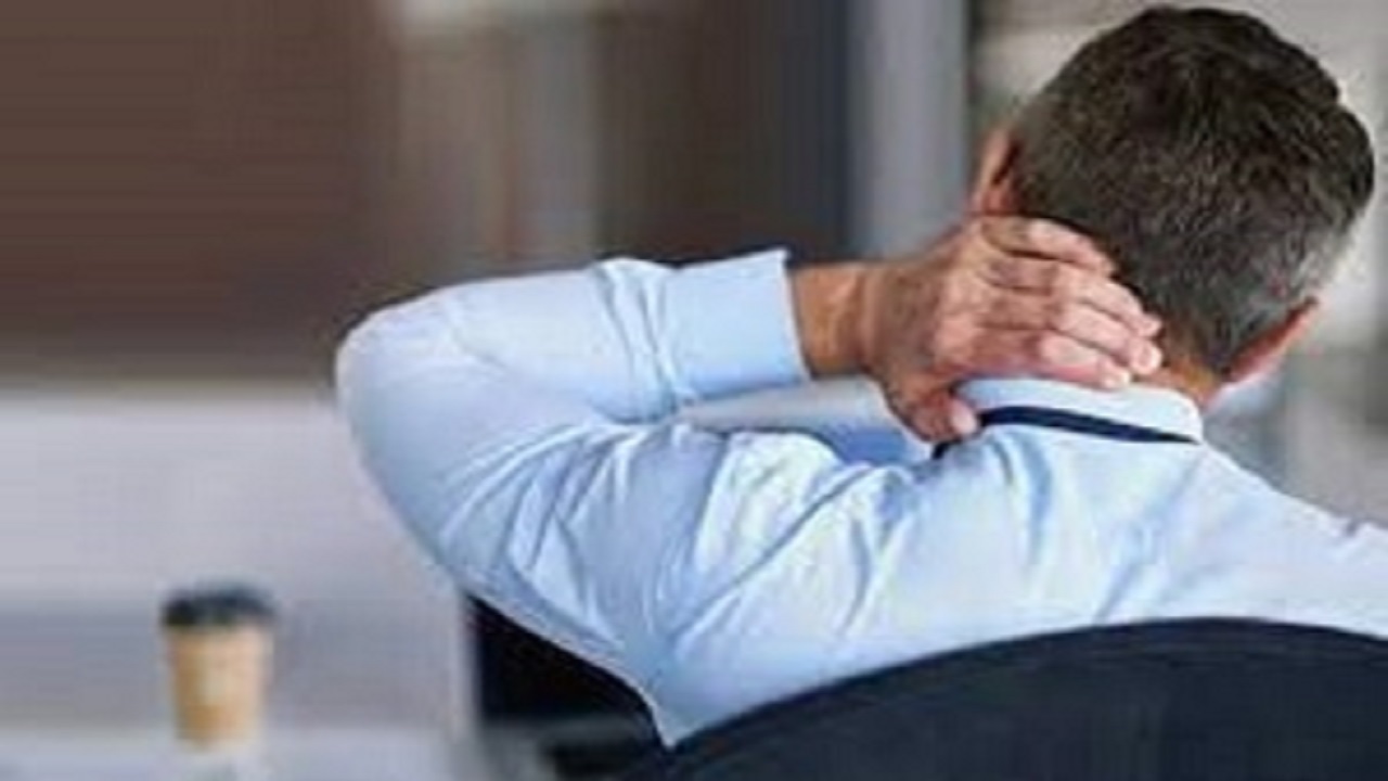 علت بروز گردن درد در بین افراد و راه های تسکین آن