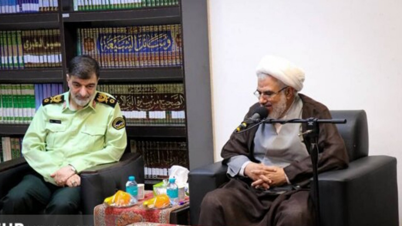 حضور اتباع غیر مجاز در استان هرمزگان باید ساماندهی شود