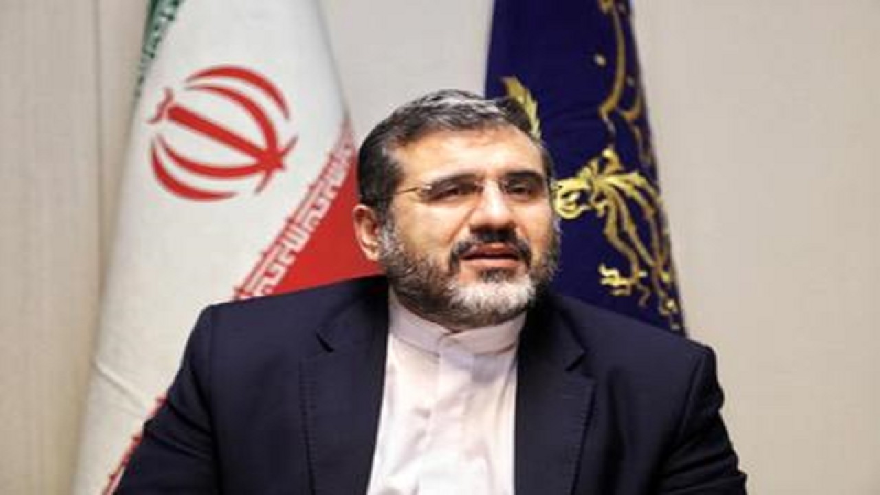 وزیر فرهنگ و ارشاد اسلامی وارد استان قزوین شد