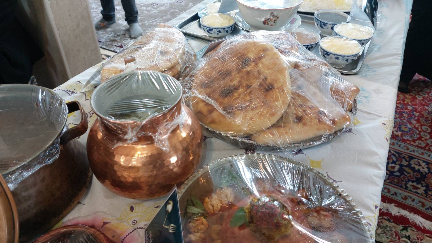 پهن شدن سفره رنگین اهری ها در جشنواره غذاهای سنتی + تصاویر