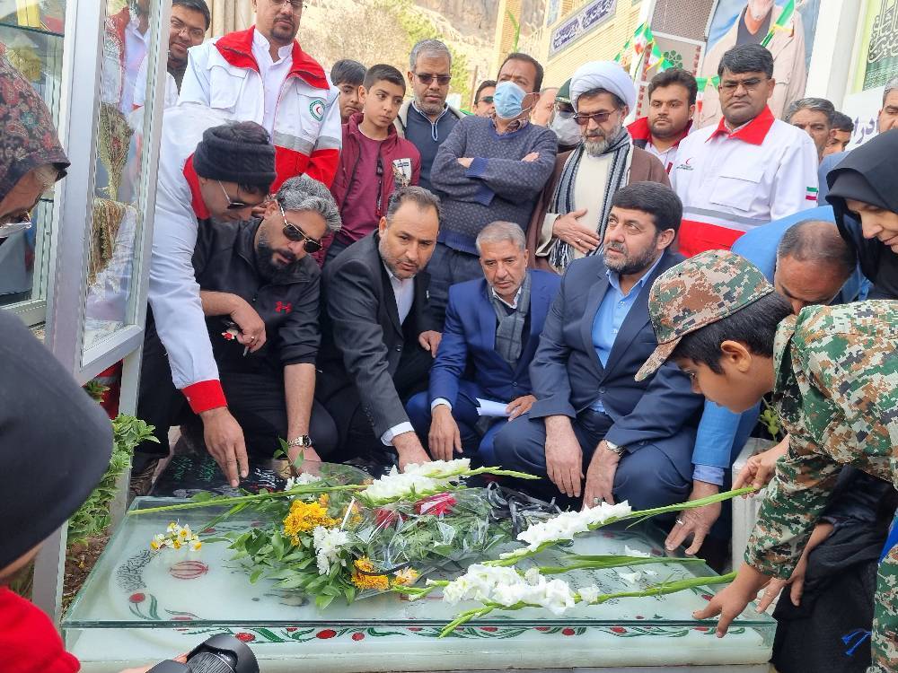کولیوند در گلزار شهدای کرمان کولیوند در گلزار شهدای کرمان