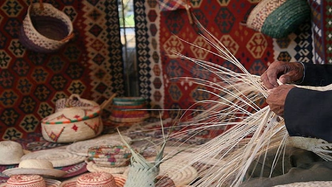 رونق اشتغال و کارآفرینی به همت بانوان بافقی