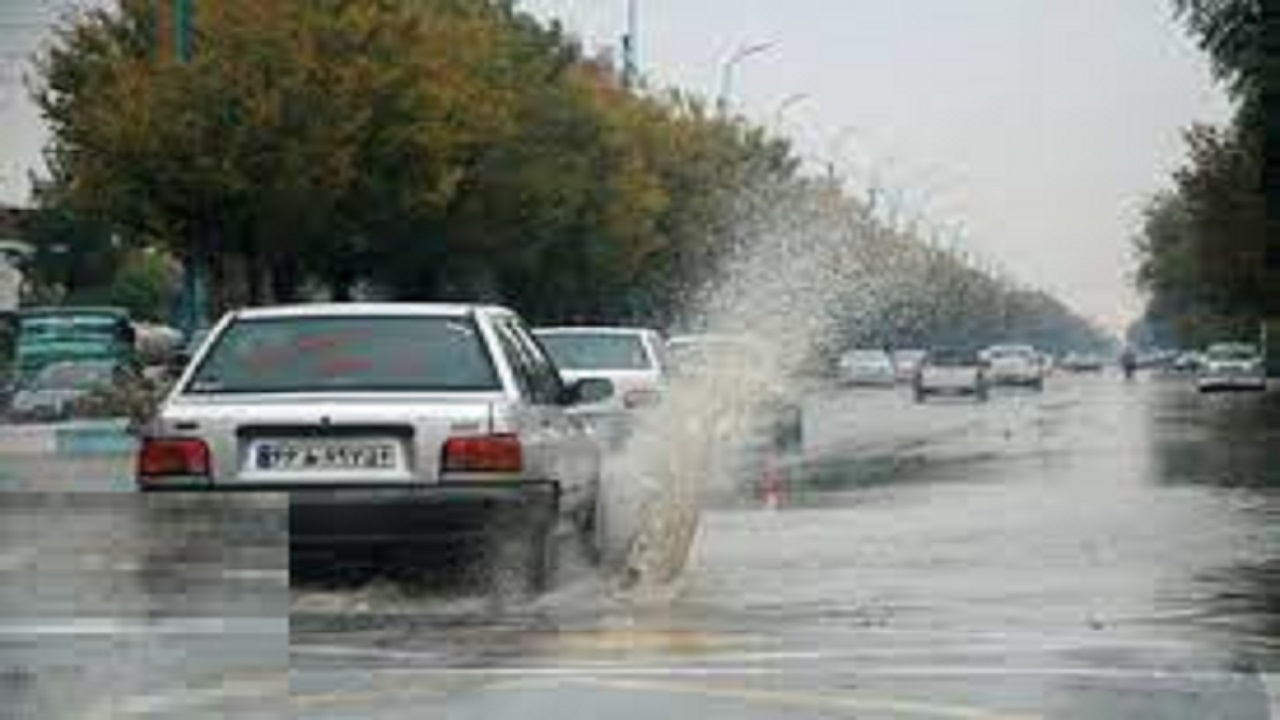 بارش پراکنده برف و باران همراه با وزش باد شدید قم را در بر می‌گیرد