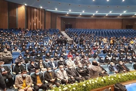 مراسم تقدیر از بهورزان، مربیان بهورزی و مراقبان سلامت نمونه کشوری با حضور وزیر بهداشت